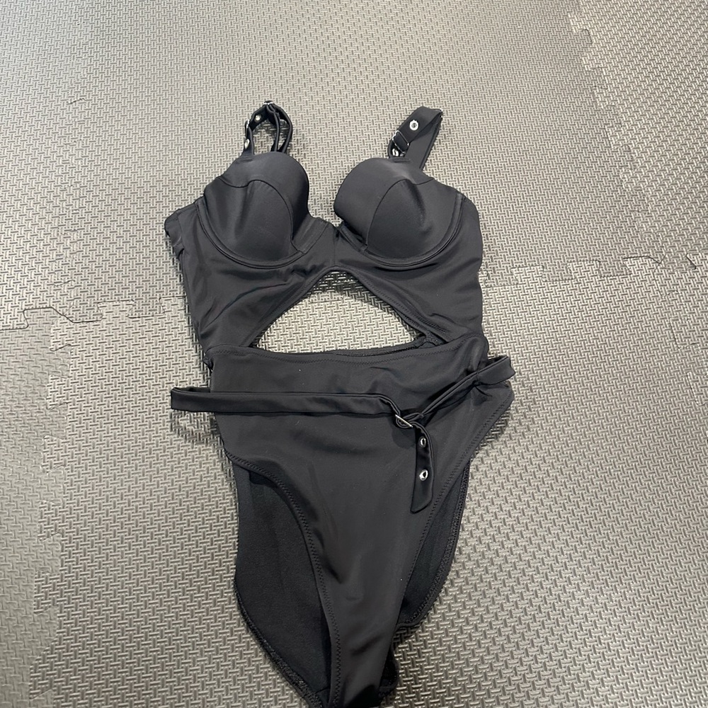 La SENZA Black One-Piece Swimsuit size S